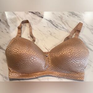 Breezies Women's Wirefree T-Shirt Bra Smooth Perfection Warm Sand Size 36DD